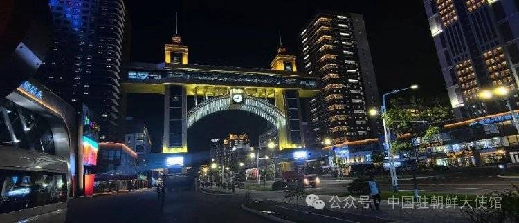 皇冠信用网会员开户_中国外交官镜头里的朝鲜：平壤建设新貌