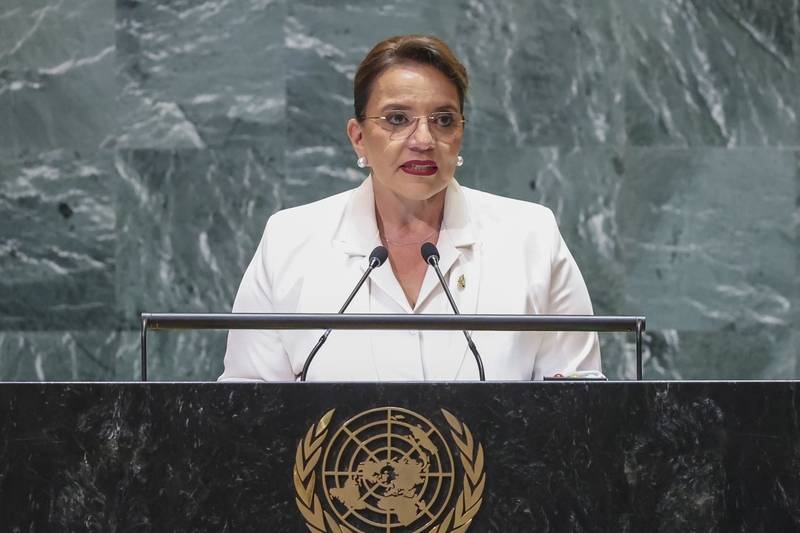 皇冠登一登二登三区别_洪都拉斯现任总统:由于特朗普“干预选举”皇冠登一登二登三区别,此次大选“无效”